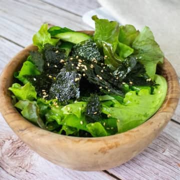 【実は、韓国のりは簡単に作れるって知ってた？】「確かにあの味だっ！」レンチン30秒で完成♪サクサク韓国のり