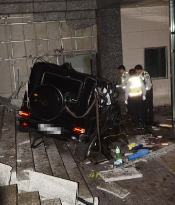 運転中に心筋梗塞、マンションに衝突して頭蓋骨骨折…45歳でこの世を去った韓国俳優の8回忌