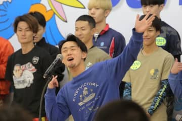 【多摩川ボート・レディースｖｓルーキーズ】仲航太が有言実行の連勝発進　開会式で絶叫「航太最高潮～！」