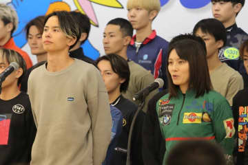 【多摩川ボート・レディースｖｓルーキーズ】広中智紗衣、中島航の両チーム代表がファンを前に健闘を誓う