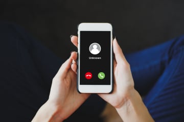 知らない番号からの電話…出たらどうなる？詐欺や迷惑電話の最新事情