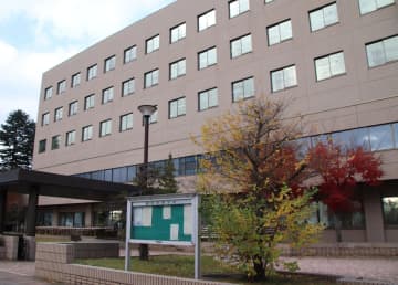 5歳女児虐待死、懲役13年　青森地裁、交際相手の男