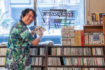 8cmCD「短冊」の魅力とは？ ミュージシャン・ディスク百合おんと池袋で発掘