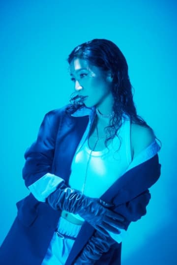 aimi、“愛の余韻”テーマの5th EP『Tell Me You Love Me Too』リリース 先行曲「Make A Hit」配信も