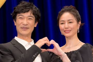 井川遥、堺雅人は「優秀な生徒さんみたいな感じ」　撮影中に2人で体操