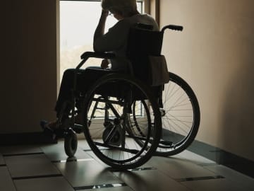 「介護離職は絶対にダメ！」 50代が親の介護による“共倒れ”を避けるためにやるべきこと