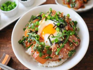 天然魚クエスト！ 下処理済みの丸ごとのお魚で「イサキの漬け丼」