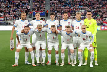 「韓国史上最悪の監督」人口5.5万人の“136位”に衝撃敗戦の W杯準優勝経験国、電撃解任した元Ｊリーガー指揮官の後任に前韓国代表監督を招聘か！「交渉を開始」【欧州予選】