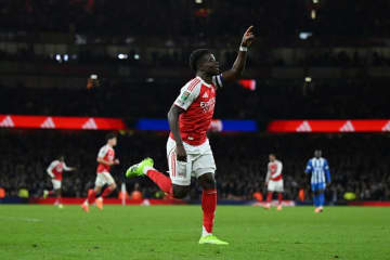 アーセナル、ヌワネリ＆サカの得点で2年連続のベスト8進出！　ブライトンはチャンスで決めきれず無得点