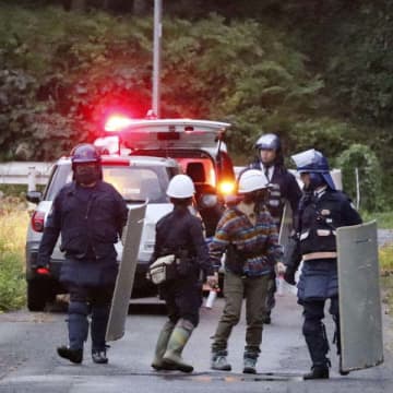 クマ駆除の過酷な実態…運搬や解体もハンター任せ、重すぎる負担で現場疲弊、秋田県は自衛隊に支援要請