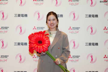 “初優勝”の地で西村優菜は秋コーデ披露も赤面？ 「恥ずかしい…（笑）」