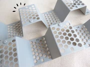 【ダイソー】奇妙なカタチのプレート？実は、衣替えシーズンに役立つ便利アイテムでした♪