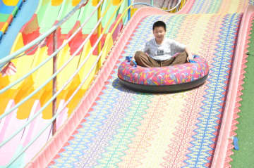 中国で春・秋休み導入、休む力は学力と地域経済をどう動かす？