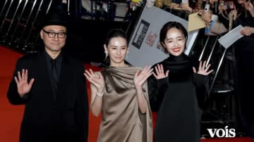 【動画】北川景子＆森田望智、レカペで美の共演　美脚見せドレスで魅了