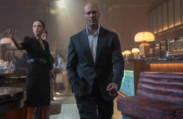 安全第一の“現場監督”が悪党をぶっ壊す！ジェイソン・ステイサムが暴れまくる『ワーキングマン』場面写真