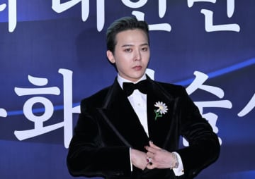 G-DRAGON、APEC歓迎夕食会公演で21カ国首脳と出会う…K-POPアーティスト代表で出演