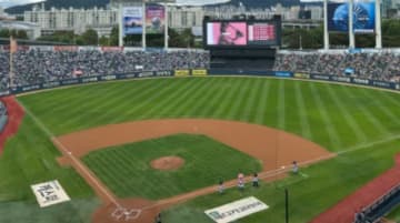 韓国プロ野球の「韓国シリーズ」チケット、ネット上最高999万ウォンで転売か…議員が「明白な違法行為」と指摘