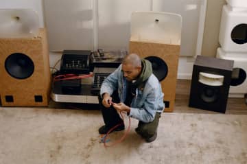 170年の冒険が交差！「Barbour × Levi’s(R)」奇跡の初コラボ！ワックスコットンとデニムが織りなす究極のタイムレスコレクション発売