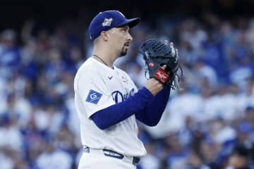 ドジャース先発スネル、初回“たった３球”で２被弾…波乱の立ち上がりで出鼻をくじかれる