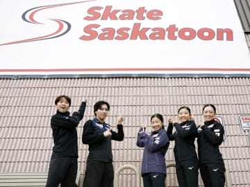 中井亜美は好調、3回転半を着氷　カナダ、フィギュアGPへ初練習