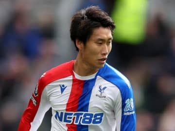 「彼は本当に最高のプレーヤー」今季躍動する鎌田大地にパレス同僚たちから信頼の声が続々「素晴らしい選手であり、チームメイト。プレー面でいえば…」【現地発】