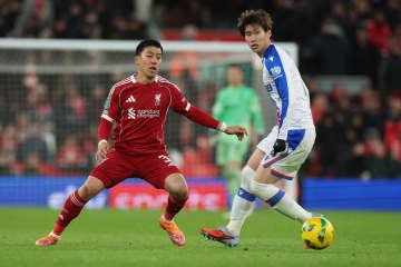 鎌田大地が〝圧巻パス〟で２得点演出　遠藤リバプールは直近７試合で６敗目とドロ沼