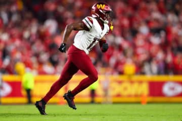 コマンダースWRマクローリンが大腿四頭筋を再度負傷、シーズン第9週は欠場の見込み