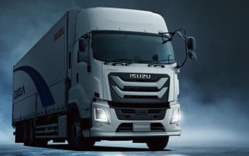 いすゞ、新キャブデザイン採用の「ギガ」をジャパンモビリティショー2025で初公開