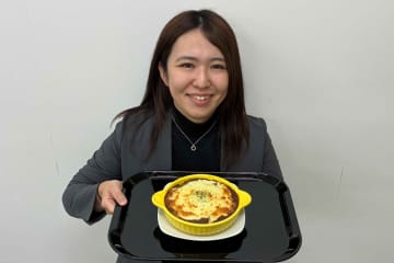 チーズ好きを満足させる快活CLUBの冬の定番「焼きカレー」