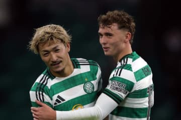 暫定監督就任のセルティックが4発快勝で連敗ストップ！　復帰の前田大然は途中出場