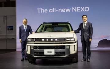 ヒョンデ、新型FCEV「ネッソ」日本初公開 韓国よりジョン・ユソク副社長が来場しスピーチ