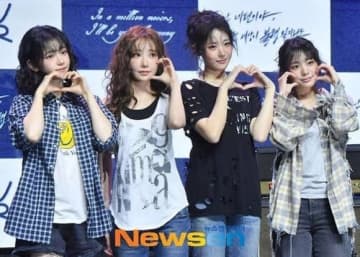 QWER、ヒット曲を誕生させたPRISM FILTERとの共同制作契約が終了…イ・ドンヒョクPDは続投に