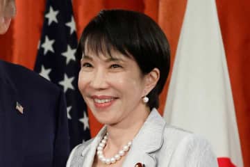 「体いくつあるのか？」　多忙な高市早苗総理の園遊会出席　エレガントな装いに「素敵」の声続々