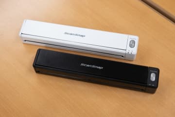 ScanSnap、バッテリー内蔵のコンパクトスキャナー「iX110」。USB Type-C端子に変更