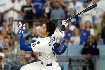 ドジャース、完敗でWS連覇へ崖っぷち　打順変更実らず新人右腕に屈辱の12三振　大谷翔平は2戦連続ノーヒット