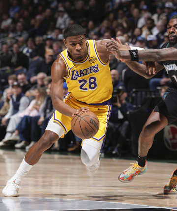 八村17得点、レーカーズ勝利　NBA、ティンバーウルブズ戦