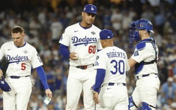 「残酷な展開」“魔の７回”に弱点ブルペンが火消しできず　救援右腕は１安打２四球１暴投で１アウトも奪えず降板…LA記者嘆き