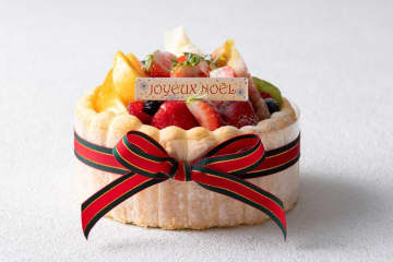 セルリアンタワー東急ホテルの25年クリスマスケーキ、“果実が煌めく”シャルロット＆王道苺ショート