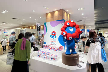 「万博グッズ」の勢い止まらず…売上げ好調「大丸梅田」は売場拡大へ