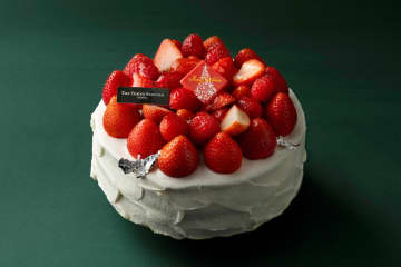 東京ステーションホテルが贈る“王道”クリスマスケーキ、国産いちご30粒の上品ショートケーキ
