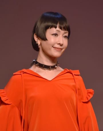 「すご～い」木村カエラ、手編みの“モフモフマフラー”に反響「暖かそう」「編み物屋さんOPENしてほしい」