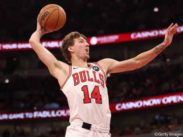 ブルズが2021－22シーズン以来初の開幕4連勝…2年目のブゼリスが27得点の活躍