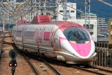 500系「ハローキティ新幹線」、2026年春で運行終了...「ハローキティはるか」も終焉