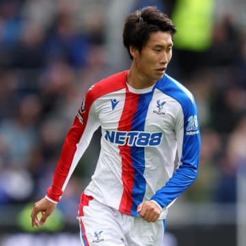 「卓越したパスを何度も披露」２点をお膳立て！リバプール相手に躍動の鎌田大地を英メディアが絶賛！「守備は堅固」「中盤で懸命にプレー」