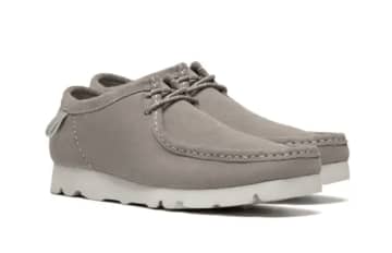 ブランド200周年記念！Clarks Originals × COSTS 第2弾コラボ「Wallabee™ “Future Tribe”」登場！ Vibramソールとトライバルモチーフが融合した革新モデル！