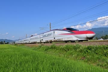 大宮〜宇都宮が3時間？！ JR東、E6系で行く小山新幹線車両センターツアー 試験車両ルーツを巡る