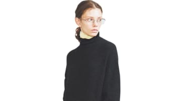 【明日なに着る？】中にも仕込めるゆとりがある「なのにスタイルが悪く見えない」ニットワンピース