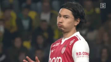 物議！南野拓実の“ゴール取り消し”に現地ファン怒り「信じられない判定」「画像じゃ何もわからない」VARの“証拠”が微妙すぎる？