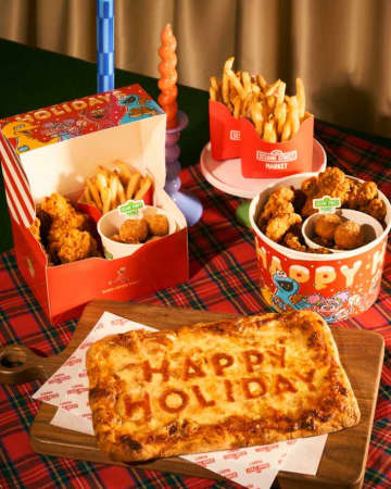 セサミストリートマーケットから「ホリデー」限定BOX＆カフェメニューが登場♡