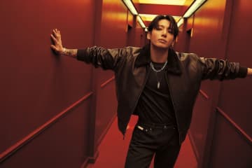 Jung Kook(BTS)、Calvin Kleinの最新キャンペーンに登場！ニューヨークを舞台に“動き”と“パフォーマンス”を体現